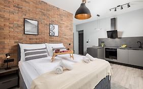 Mila Apartments